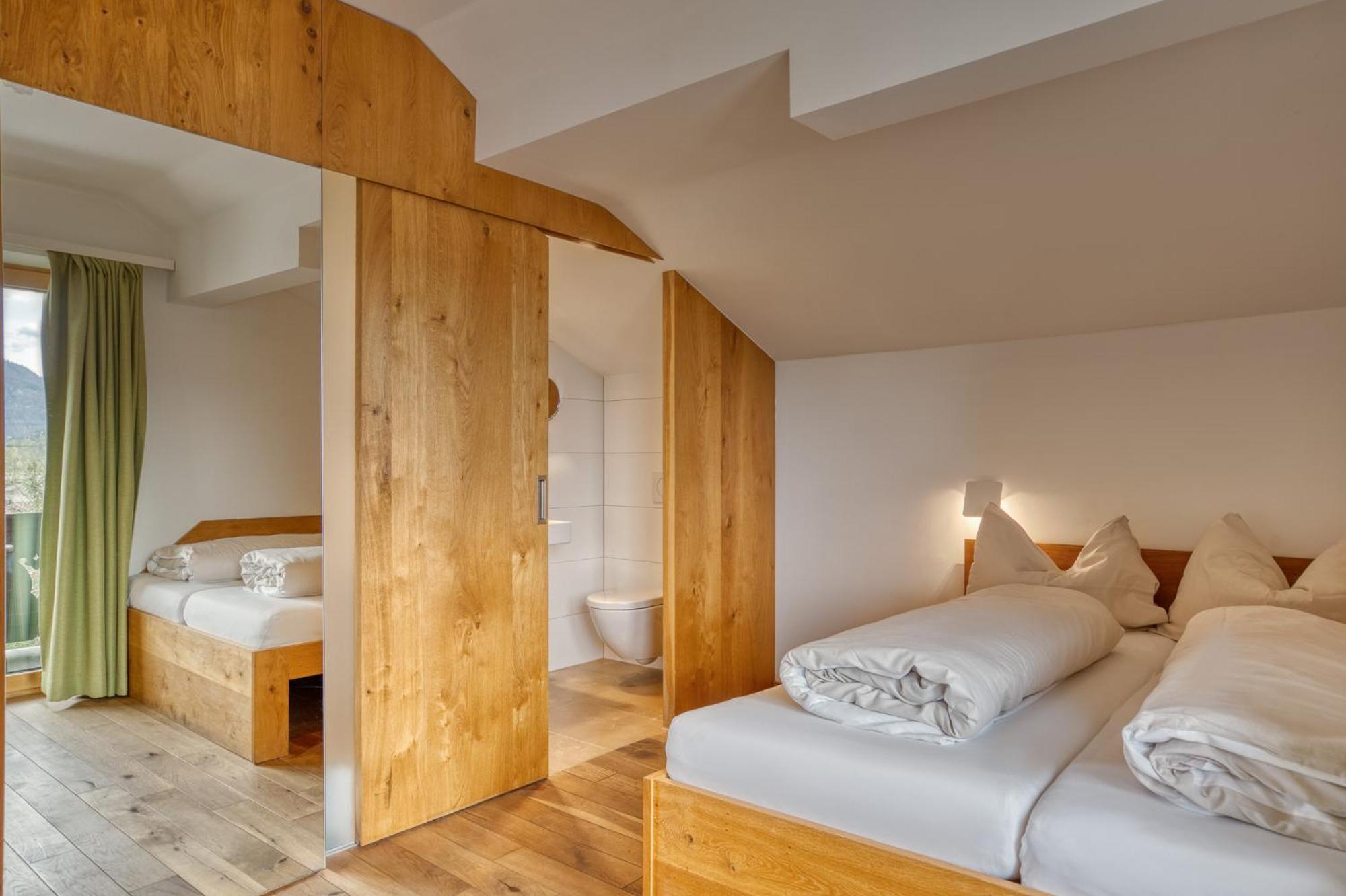 Hotel Wirtshaus Sattlerwirt Ebbs Oda fotoğraf